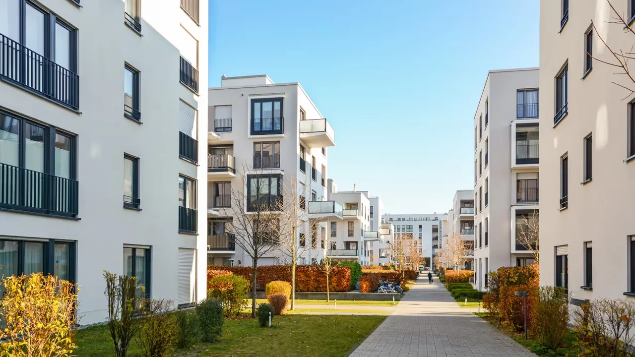 Att förstå mäklarens roll i bostadsköp